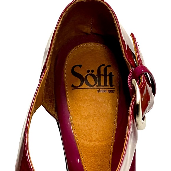 SOFFT Sandals - Picture 10 of 11